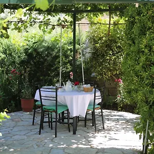 La Casa Di Nonna Qeparo