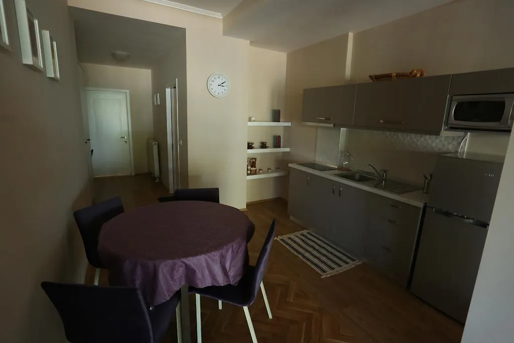 Apartment Plaisir Pogradec